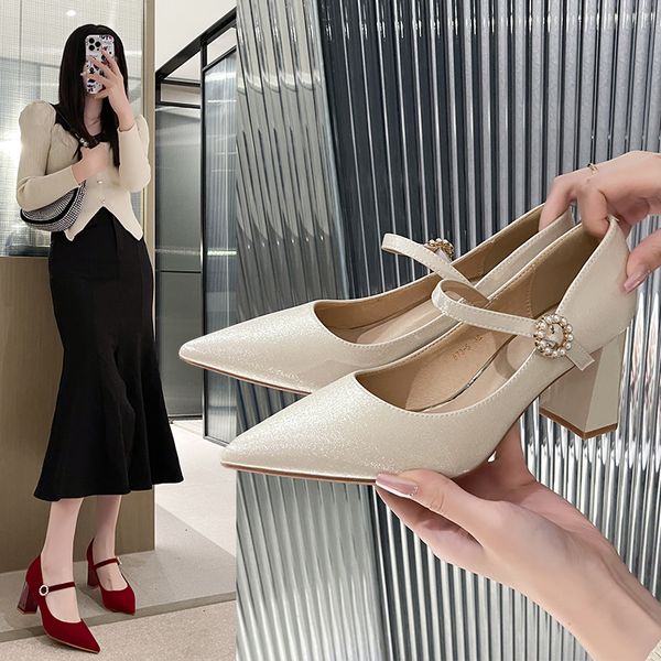 dress shoes wedding shoe's wine red large size 39 thick heels with mary jane single white bridal 230818, Black
dress shoes wedding shoe's wine red large size 39 thick heels with mary jane single white bridal 230818, Black