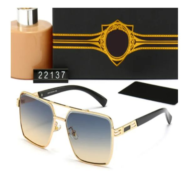 2023 designer sunglasses original glasses outdoor sunglasses pc frame fashion classic ladies mirror for women and men's glasses neutral, White;black
2023 designer sunglasses original glasses outdoor sunglasses pc frame fashion classic ladies mirror for women and men's glasses neutral, White;black