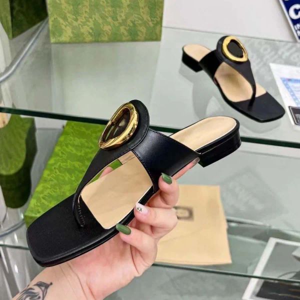2023 women shoes sandals flip flops slides fashion beach thick bottom slippers alphabet lady sandal leather high heel shoe slides, Black
2023 women shoes sandals flip flops slides fashion beach thick bottom slippers alphabet lady sandal leather high heel shoe slides, Black
