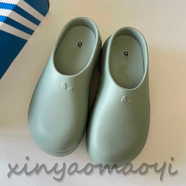 ad luxury slippers sports brand designer women's hollow platform sandals made of transparent materials made of fashion lovely sunshine, Black
ad luxury slippers sports brand designer women's hollow platform sandals made of transparent materials made of fashion lovely sunshine, Black