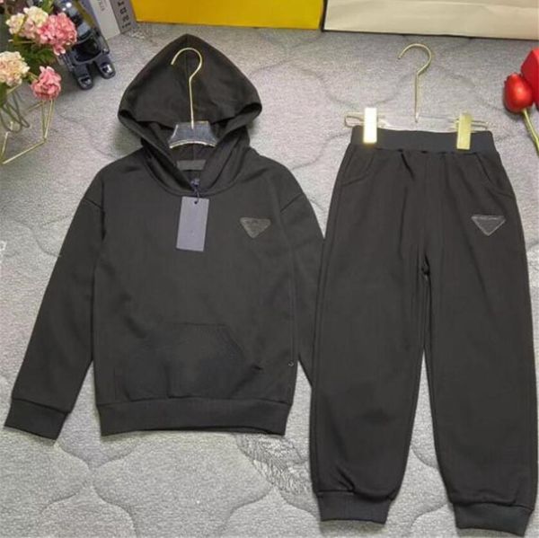 fashion luxury kids clothing sets designer boys girls tracksuits letters cotton hoodie jacket sport pant two-piece suits outfit chidlren clo, White
fashion luxury kids clothing sets designer boys girls tracksuits letters cotton hoodie jacket sport pant two-piece suits outfit chidlren clo, White