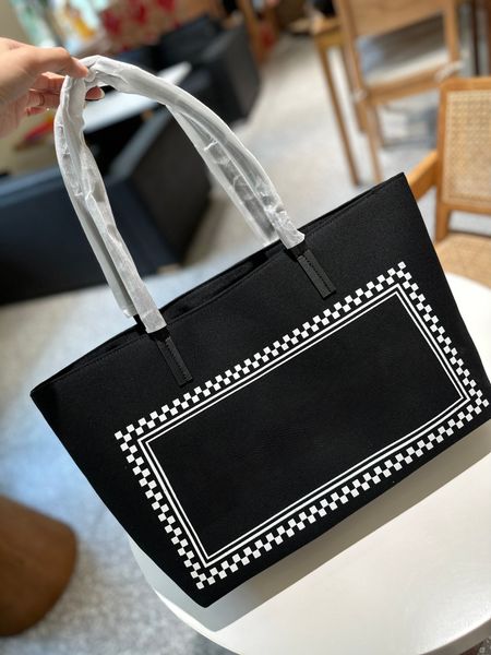 luxury womens designer tote bags purse ladies shoulder crossbody bags canvas leather handbag zipped pouch adjustable shoulder strap length
luxury womens designer tote bags purse ladies shoulder crossbody bags canvas leather handbag zipped pouch adjustable shoulder strap length