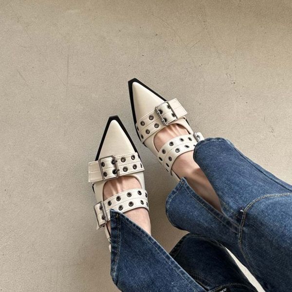 dress shoes french pointed mary jean shoe 2023 spring personality with skirt small leather retro thick heel women 230901, Black
dress shoes french pointed mary jean shoe 2023 spring personality with skirt small leather retro thick heel women 230901, Black