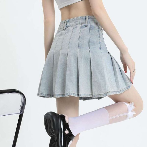 style cowgirl summer pleated denim short skirt with inner lining fashionable slimming high waist all matching hip, Black
style cowgirl summer pleated denim short skirt with inner lining fashionable slimming high waist all matching hip, Black