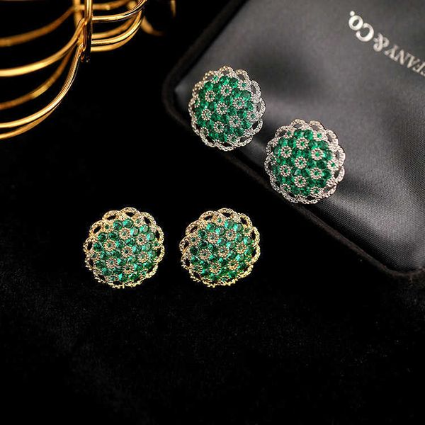 luyi's new fashionable exquisite light luxury and full of diamond style earrings french green zircon small earrings, Golden
luyi's new fashionable exquisite light luxury and full of diamond style earrings french green zircon small earrings, Golden