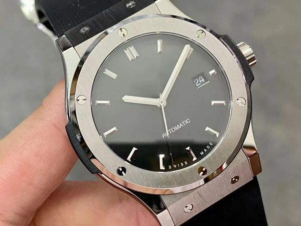 2023 new men's fully automatic mechanical watch 42mm size 9.8mm ultra-thin case sapphire glass silicone strap, Slivery;black
2023 new men's fully automatic mechanical watch 42mm size 9.8mm ultra-thin case sapphire glass silicone strap, Slivery;black