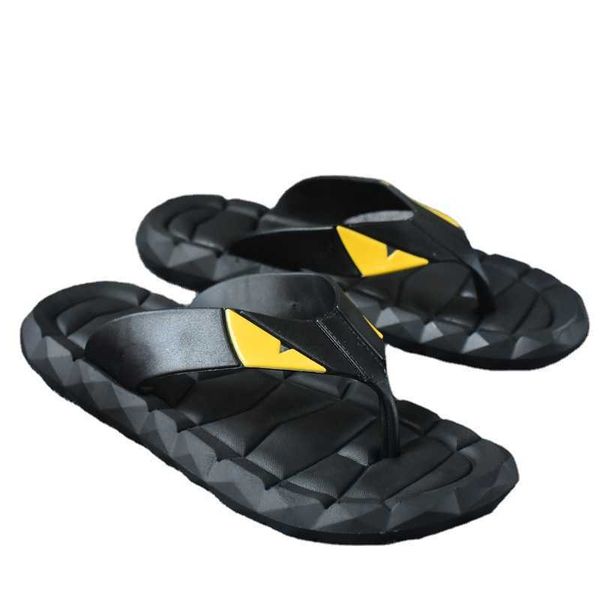 2020 new flip-flops men's big size popular summer leisure shoe beach men's slippers, Black
2020 new flip-flops men's big size popular summer leisure shoe beach men's slippers, Black