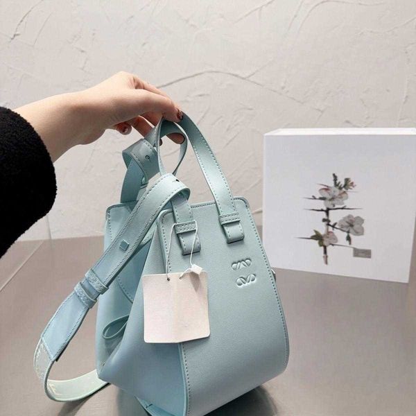 high-end designer tote bag shopping handbag new lowe embroidered wide shoulder strap crossbody cowhide high capacity commuter hammocks bag
high-end designer tote bag shopping handbag new lowe embroidered wide shoulder strap crossbody cowhide high capacity commuter hammocks bag