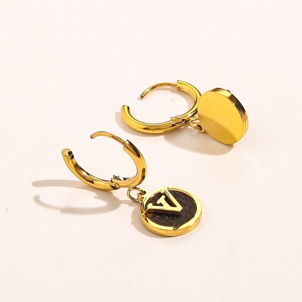 2023 luxury big gold hoop earrings for lady women orrous girls ear studs set designer jewelry earring orecchini cjeweler valentine engagemen, Golden;silver
2023 luxury big gold hoop earrings for lady women orrous girls ear studs set designer jewelry earring orecchini cjeweler valentine engagemen, Golden;silver
