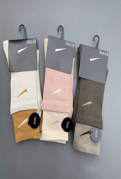 10 color fashion brand men039s cotton socks new style black leisure men women soft breathable summer winter for male sockes 8ae6061216
10 color fashion brand men039s cotton socks new style black leisure men women soft breathable summer winter for male sockes 8ae6061216