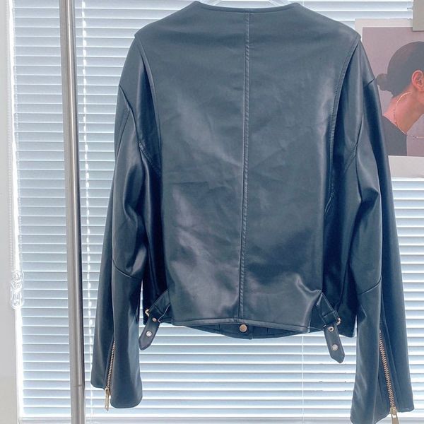 womens jackets early autumn short fit round neck single sreasted jacket small coat 230818, Black;brown
womens jackets early autumn short fit round neck single sreasted jacket small coat 230818, Black;brown