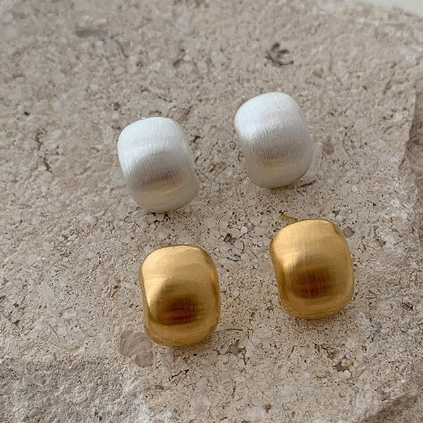 tissue curved earrings female niche design sense simple and temperament high -level sensor earrings earrings cold wind, Golden;silver
tissue curved earrings female niche design sense simple and temperament high -level sensor earrings earrings cold wind, Golden;silver