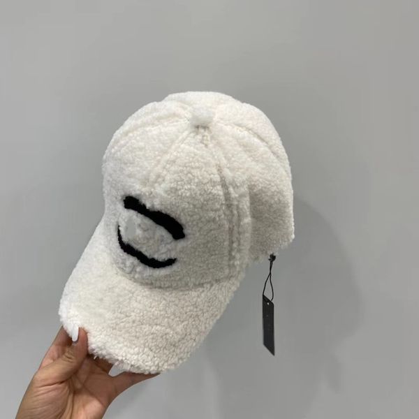 designer brand baseball hat men's and women's winter new style small fragrance sunshade hat fashion trend fisherman hat, Blue;gray
designer brand baseball hat men's and women's winter new style small fragrance sunshade hat fashion trend fisherman hat, Blue;gray