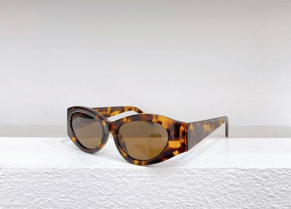 men sunglasses for women latest selling fashion sun glasses mens sunglass gafas de sol glass uv400 lens with random matching 1401s, White;black
men sunglasses for women latest selling fashion sun glasses mens sunglass gafas de sol glass uv400 lens with random matching 1401s, White;black