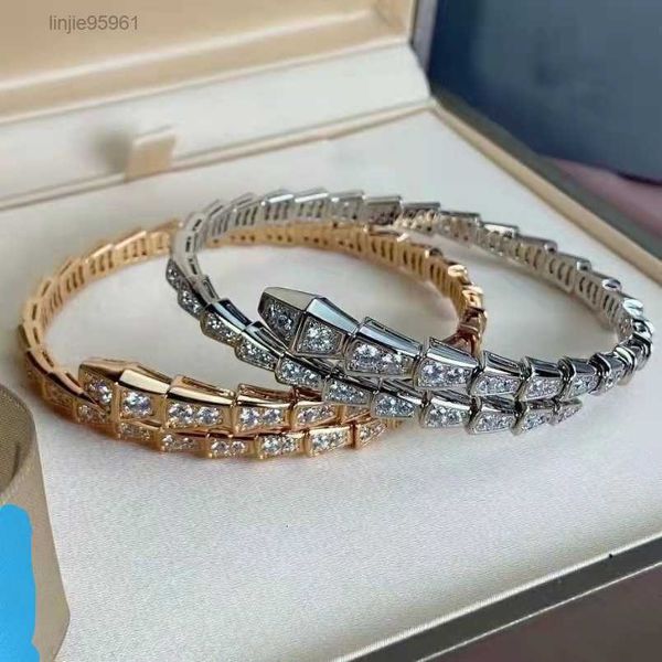 baojia spring bone full high women's plating thick gold fashion narrow edition shaped open bracelet factory369, Golden;silver
baojia spring bone full high women's plating thick gold fashion narrow edition shaped open bracelet factory369, Golden;silver