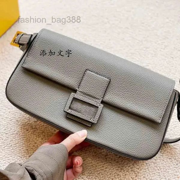 evening bags classic baguette women designer handbag crossbody bags fashion shoulder bags lady purses messenger bag
evening bags classic baguette women designer handbag crossbody bags fashion shoulder bags lady purses messenger bag