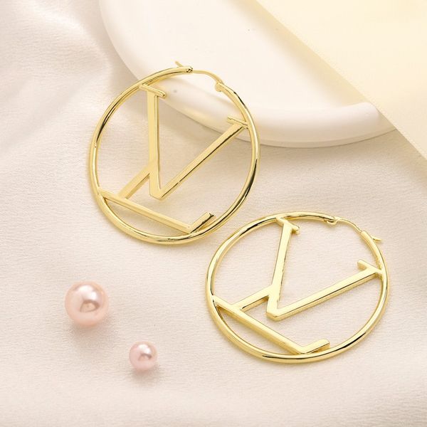 luxury earrings designer jewelry stud earring for women four leaf clover charm earing back mother-of-pearl silver 18k gold plated letter ear, Golden;silver
luxury earrings designer jewelry stud earring for women four leaf clover charm earing back mother-of-pearl silver 18k gold plated letter ear, Golden;silver