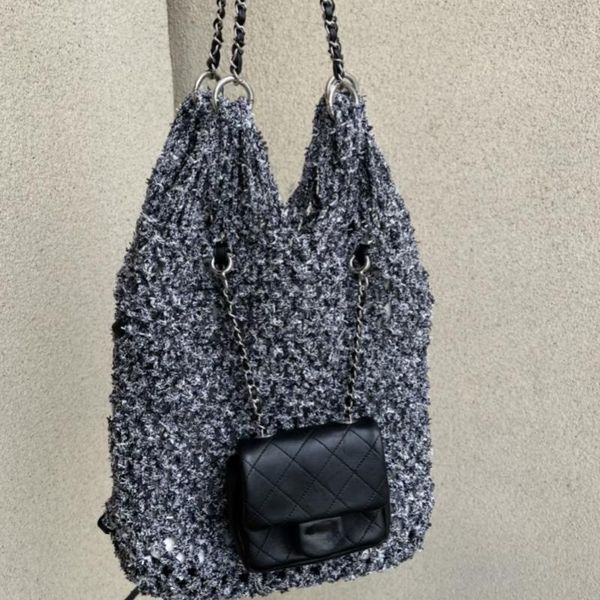 silver wire mesh tote handbag bag designer bag luxury shoulder bags women crossbody bag glitter strap purse bag new handbags large capacity
silver wire mesh tote handbag bag designer bag luxury shoulder bags women crossbody bag glitter strap purse bag new handbags large capacity