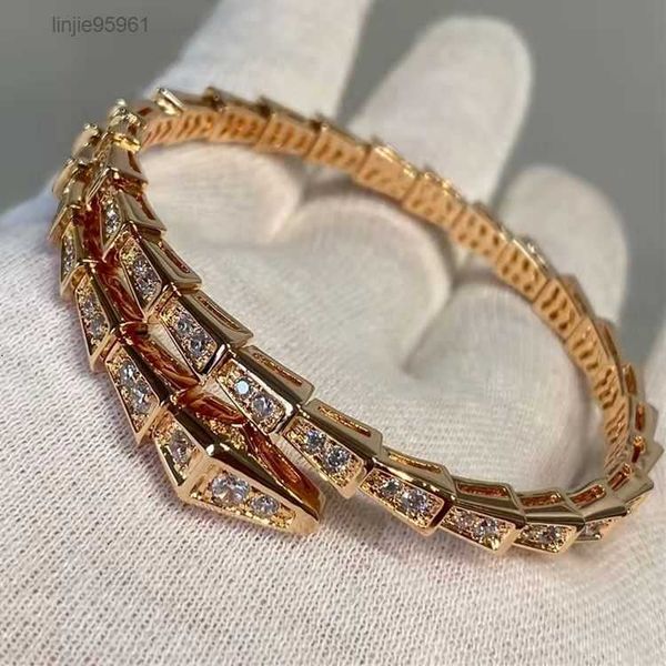 serpentine bracelet female rose gold bone shape niche original couples luxury for girlfriend, Golden;silver
serpentine bracelet female rose gold bone shape niche original couples luxury for girlfriend, Golden;silver