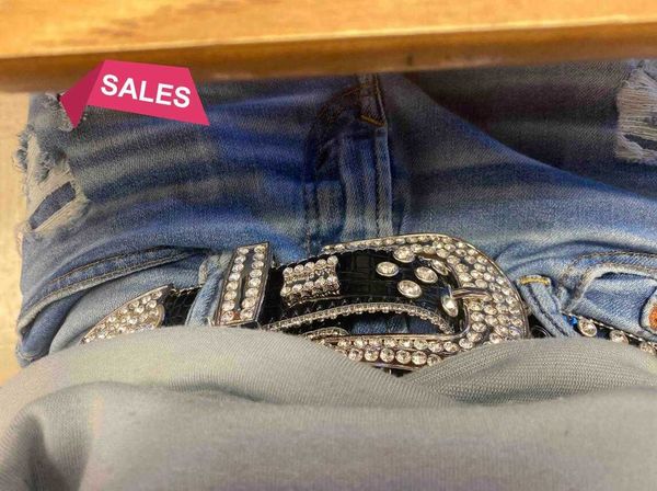 1belts designer belt bb simon belt mens for women shiny diamond belts black on black blue white multicolour with bling rhinestones as gift w, Blue;gray
1belts designer belt bb simon belt mens for women shiny diamond belts black on black blue white multicolour with bling rhinestones as gift w, Blue;gray