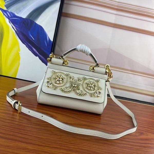 banquet bag handbag designer bag genuine leather women's bag fashion bag dinner bag tote bag chain bag shoulder bag saddle bag shell ba
banquet bag handbag designer bag genuine leather women's bag fashion bag dinner bag tote bag chain bag shoulder bag saddle bag shell ba