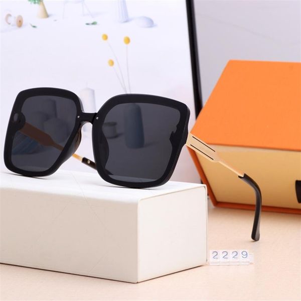 popular sunglasses luxurious women a 2229 square summer style full frame uv protection mixed color come with box249j, White;black
popular sunglasses luxurious women a 2229 square summer style full frame uv protection mixed color come with box249j, White;black