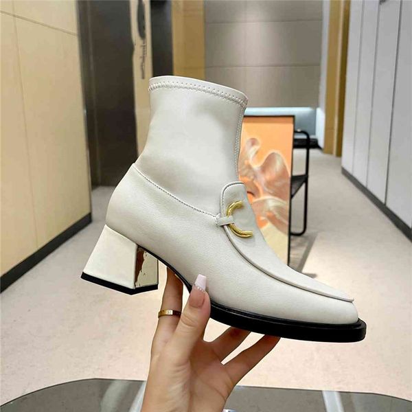 winter boots 2023 guoccisy fashion women vintage decorative leather cotton cloth wool warm keeping high heel thick sole snow flat socks shoe, Black
winter boots 2023 guoccisy fashion women vintage decorative leather cotton cloth wool warm keeping high heel thick sole snow flat socks shoe, Black