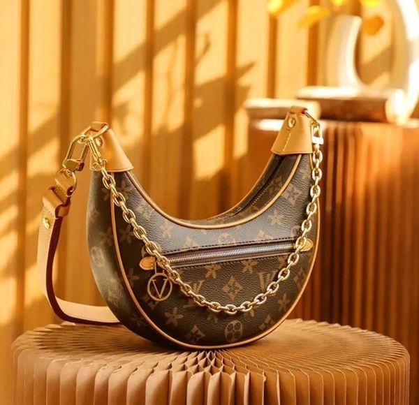 loop bag croissant bags shoulder hobo designer bag purse m81098 half moon luxury woman baguette underarm handbag subaxillary package metal c
loop bag croissant bags shoulder hobo designer bag purse m81098 half moon luxury woman baguette underarm handbag subaxillary package metal c