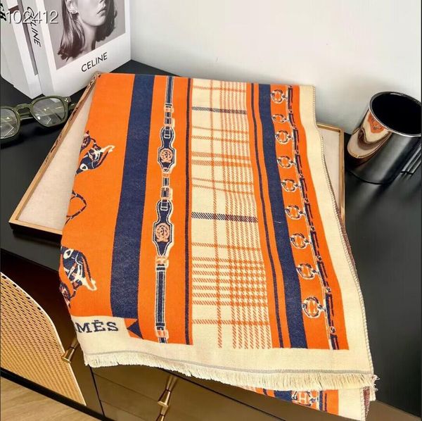 2024 colorful fringe high-end men's and women's scarves travel out of the products, Blue;gray
2024 colorful fringe high-end men's and women's scarves travel out of the products, Blue;gray