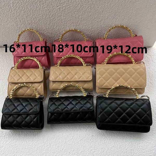 painted pearl wrists wooden handle saddle bag designer bag luxury shoulder bags crossbody bag glitter strap bag cf gr 19bag 23b
painted pearl wrists wooden handle saddle bag designer bag luxury shoulder bags crossbody bag glitter strap bag cf gr 19bag 23b