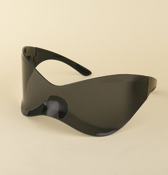 large frame sunglasses for women trendy y2k sunglasses cycling shades for men glasses women, White;black
large frame sunglasses for women trendy y2k sunglasses cycling shades for men glasses women, White;black