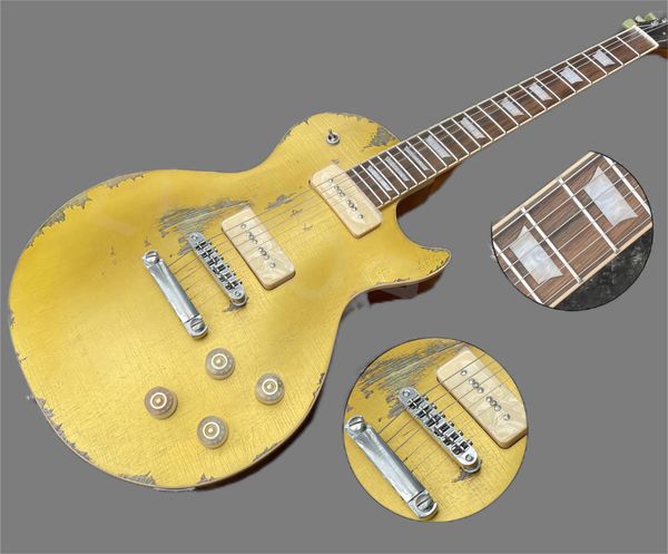 the sock can send an electronic relic guitar gold metal and nautral back p90 cream pickup with automatic small pi tuning
the sock can send an electronic relic guitar gold metal and nautral back p90 cream pickup with automatic small pi tuning