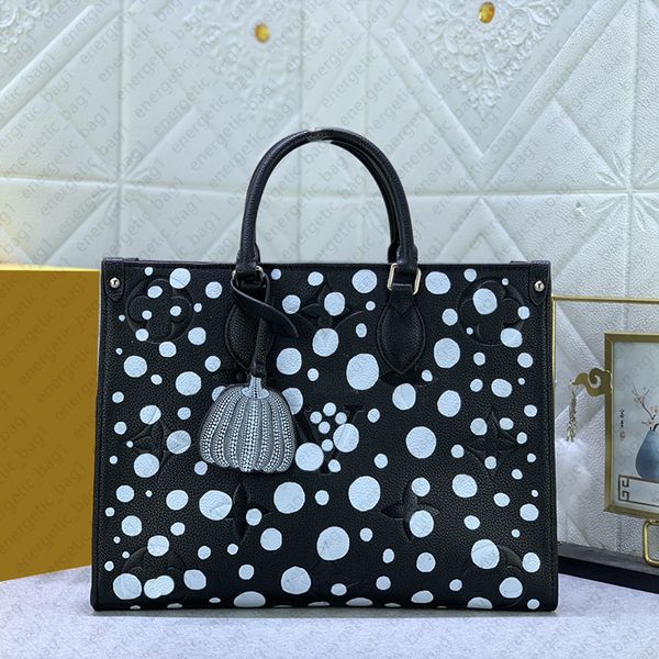 fashion women bags luxurys designers bags genuine leather handbags embossed shopping bags messenger crossbody shoulder bag tote bag mommy ba
fashion women bags luxurys designers bags genuine leather handbags embossed shopping bags messenger crossbody shoulder bag tote bag mommy ba