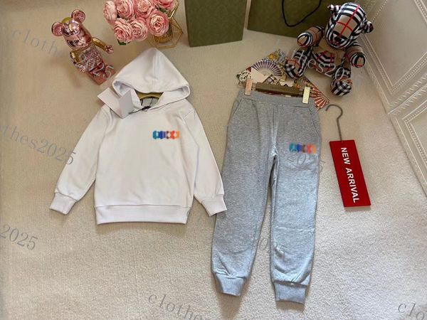 designers kids clothing sets boys girls jacket coat trousers tracksuits long sleeve outdoor children hoodie suit baby sportswear brand luxur, White
designers kids clothing sets boys girls jacket coat trousers tracksuits long sleeve outdoor children hoodie suit baby sportswear brand luxur, White