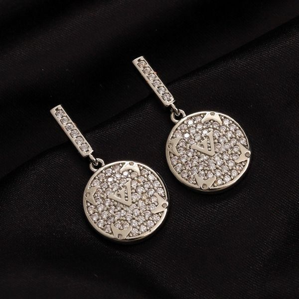 designer earring classic four leaf clover earring stud 18k gold multiple colors earring luxury designer jewelry for women valentine for girl, Golden;silver
designer earring classic four leaf clover earring stud 18k gold multiple colors earring luxury designer jewelry for women valentine for girl, Golden;silver