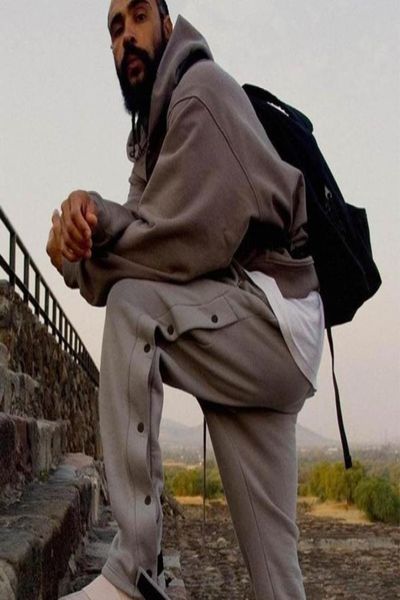 20fw mens joggers fashion drawing single breasted sweatpants boys hiphop new pants outdoor 2021 spring new trackpants with high qu1152288, Black
20fw mens joggers fashion drawing single breasted sweatpants boys hiphop new pants outdoor 2021 spring new trackpants with high qu1152288, Black