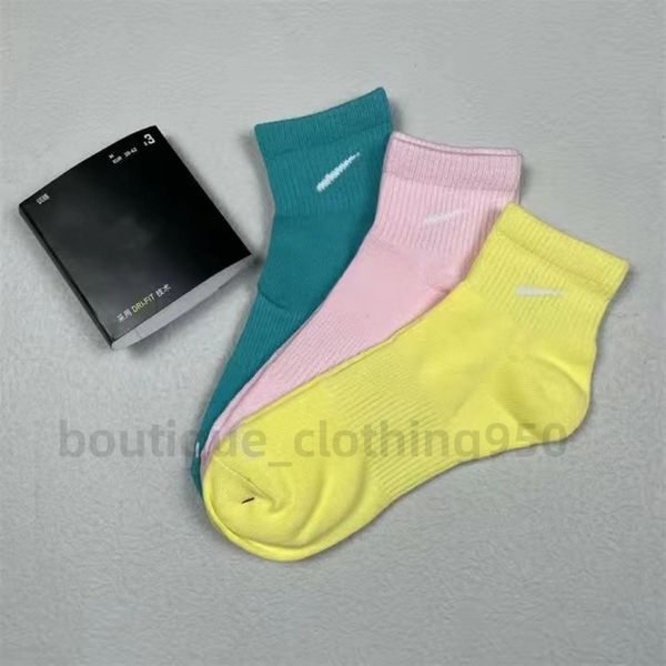 sport socks stockings brand socks men socks women socks cotton sports socks 12 colors wholesale price ins style, Black;white
sport socks stockings brand socks men socks women socks cotton sports socks 12 colors wholesale price ins style, Black;white