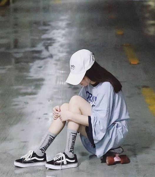 men and women hip hop flame socks fashion letters tube socks skateboard long tube socks 20203821717, Black
men and women hip hop flame socks fashion letters tube socks skateboard long tube socks 20203821717, Black