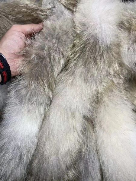 winter men down jackets real coyote fur designer homme puffer outdoor windbreaker outerwear hooded fourrure manteau canada wyndh, Black
winter men down jackets real coyote fur designer homme puffer outdoor windbreaker outerwear hooded fourrure manteau canada wyndh, Black