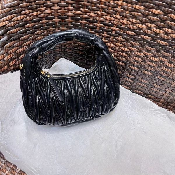 new diagonal shoulder bag soft sheepskin classic handbag luxury clutch bag designer women's diagonal bag dinner bag purse
new diagonal shoulder bag soft sheepskin classic handbag luxury clutch bag designer women's diagonal bag dinner bag purse