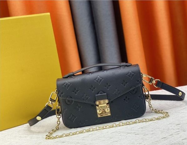 5a brand pochette east west bags designer soulder crossbody chest bag plaid women's waist bag female fashion travel fanny pack banana h
5a brand pochette east west bags designer soulder crossbody chest bag plaid women's waist bag female fashion travel fanny pack banana h