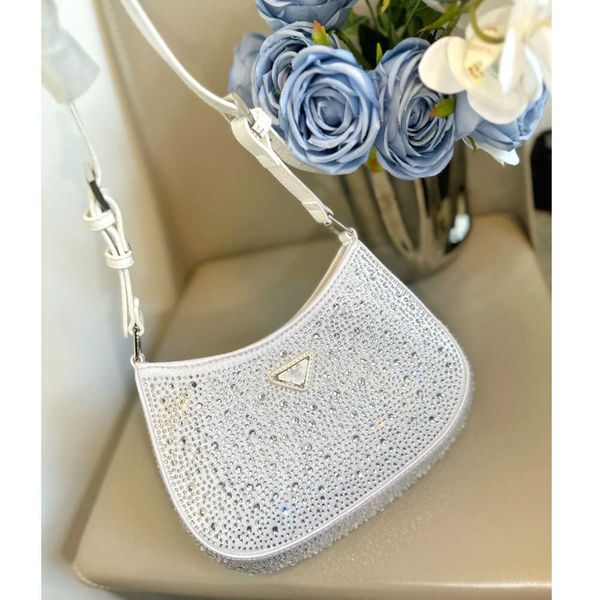 diamond handbag canvas hobo bag designer shoulder bags for women chest pack fashion tote chains hand lady presbyopic purse handbags wholesal
diamond handbag canvas hobo bag designer shoulder bags for women chest pack fashion tote chains hand lady presbyopic purse handbags wholesal