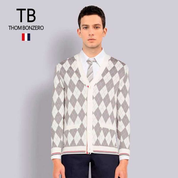 official jacquard knitted shirt men's coat british youth trend v-neck spring and autumn sweater, Black;brown
official jacquard knitted shirt men's coat british youth trend v-neck spring and autumn sweater, Black;brown
