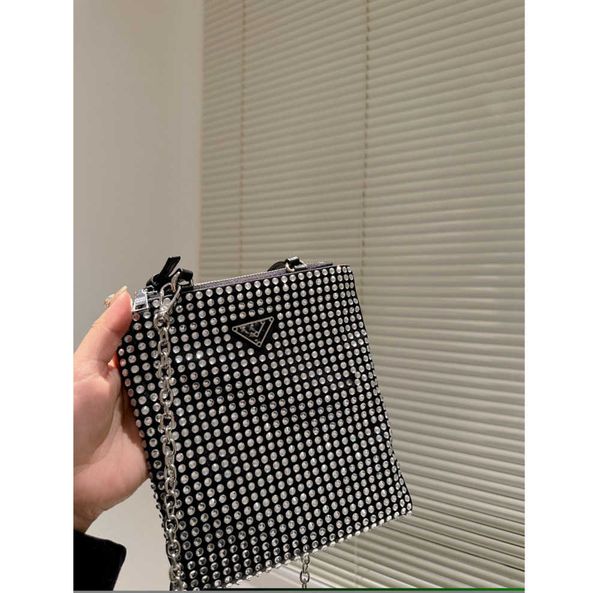 diamond handbag canvas hobo bag designer shoulder bags for women chest pack fashion tote chains hand lady presbyopic purse handbags wholesal
diamond handbag canvas hobo bag designer shoulder bags for women chest pack fashion tote chains hand lady presbyopic purse handbags wholesal