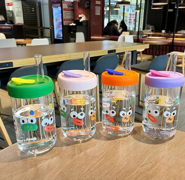 the latest 18.6oz glass coffee mug with a lid straw, many styles choose, support customization of any logo
the latest 18.6oz glass coffee mug with a lid straw, many styles choose, support customization of any logo