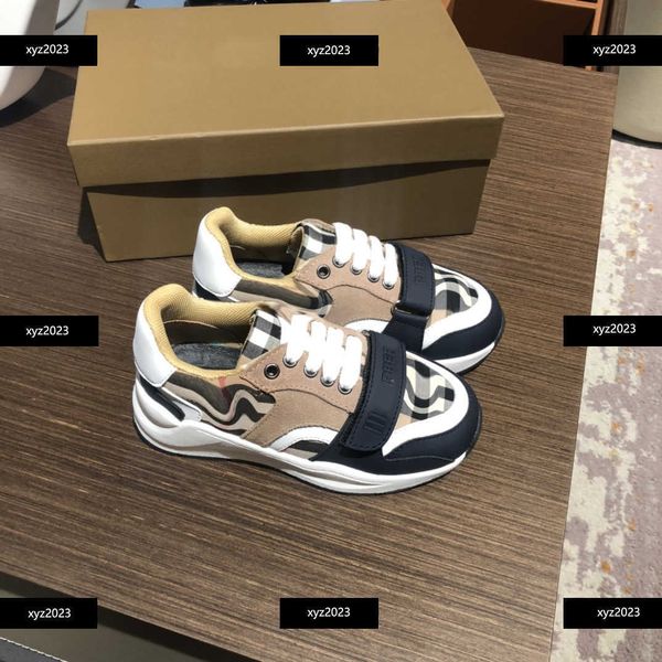 23ss designer baby shoes kids casual shoe letter printing child sneakers 2023 new products england retro box packaging children's size, Black;red
23ss designer baby shoes kids casual shoe letter printing child sneakers 2023 new products england retro box packaging children's size, Black;red