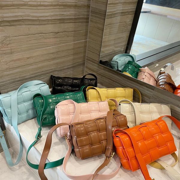 b luxurys designers bags fashion women knitting crossbody handbag real leather woven pillow bag clutch totes ladies 2229v
b luxurys designers bags fashion women knitting crossbody handbag real leather woven pillow bag clutch totes ladies 2229v