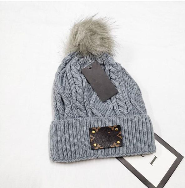 luxurys designer beanie knit hat with wool ball winter universal stretchy strong cashmere multicolor casual outdoor knit hat warm multicolor, Blue;gray
luxurys designer beanie knit hat with wool ball winter universal stretchy strong cashmere multicolor casual outdoor knit hat warm multicolor, Blue;gray