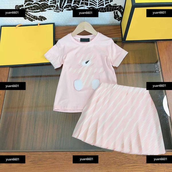 luxury kids designer clothes pink cute sets baby products 2pcs classic striped tshirt and letter logo printed skirt new arrival ing, White 
luxury kids designer clothes pink cute sets baby products 2pcs classic striped tshirt and letter logo printed skirt new arrival ing, White