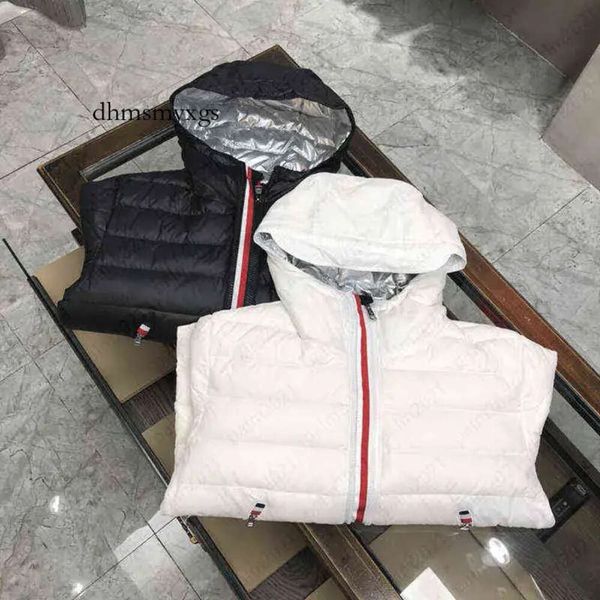 men down jackets designer puffer jackets france brand white duck parkas autumn and winter hooded lightweight fashion short jacket, Black
men down jackets designer puffer jackets france brand white duck parkas autumn and winter hooded lightweight fashion short jacket, Black